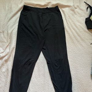 Black Lululemon joggers